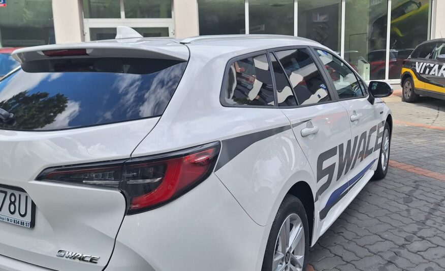 SUZUKI SWACE HYBRID 1,8 E-CVT PREMIUM PLUS DEMO MAŁY PRZEBIEG