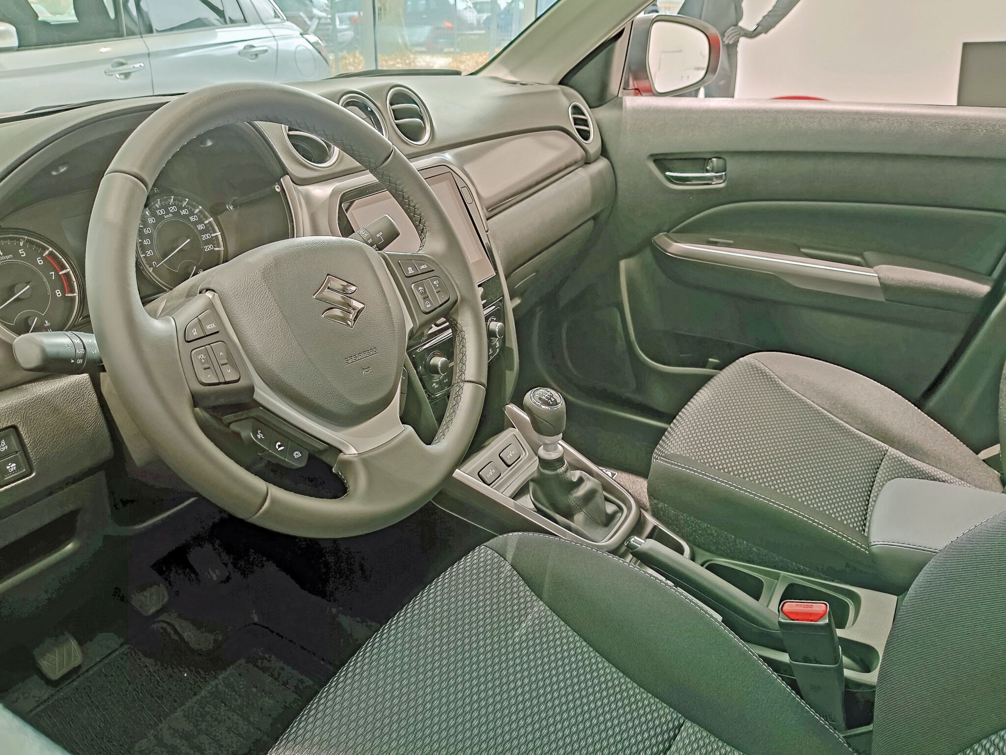 SUZUKI VITARA 1.4 Mild Hybrid 2WD 6MT Premium Plus 110KM 2025