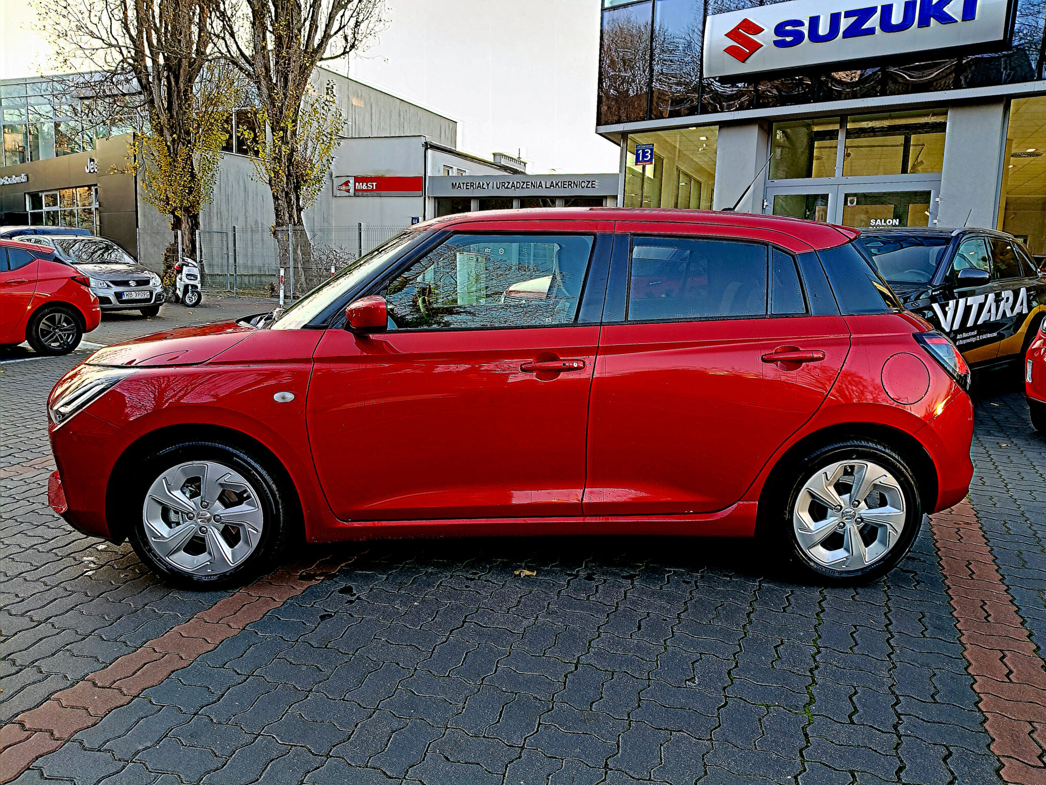 SUZUKI SWIFT MILD HYBRID 1.2 MT PREMIUM PLUS 2025