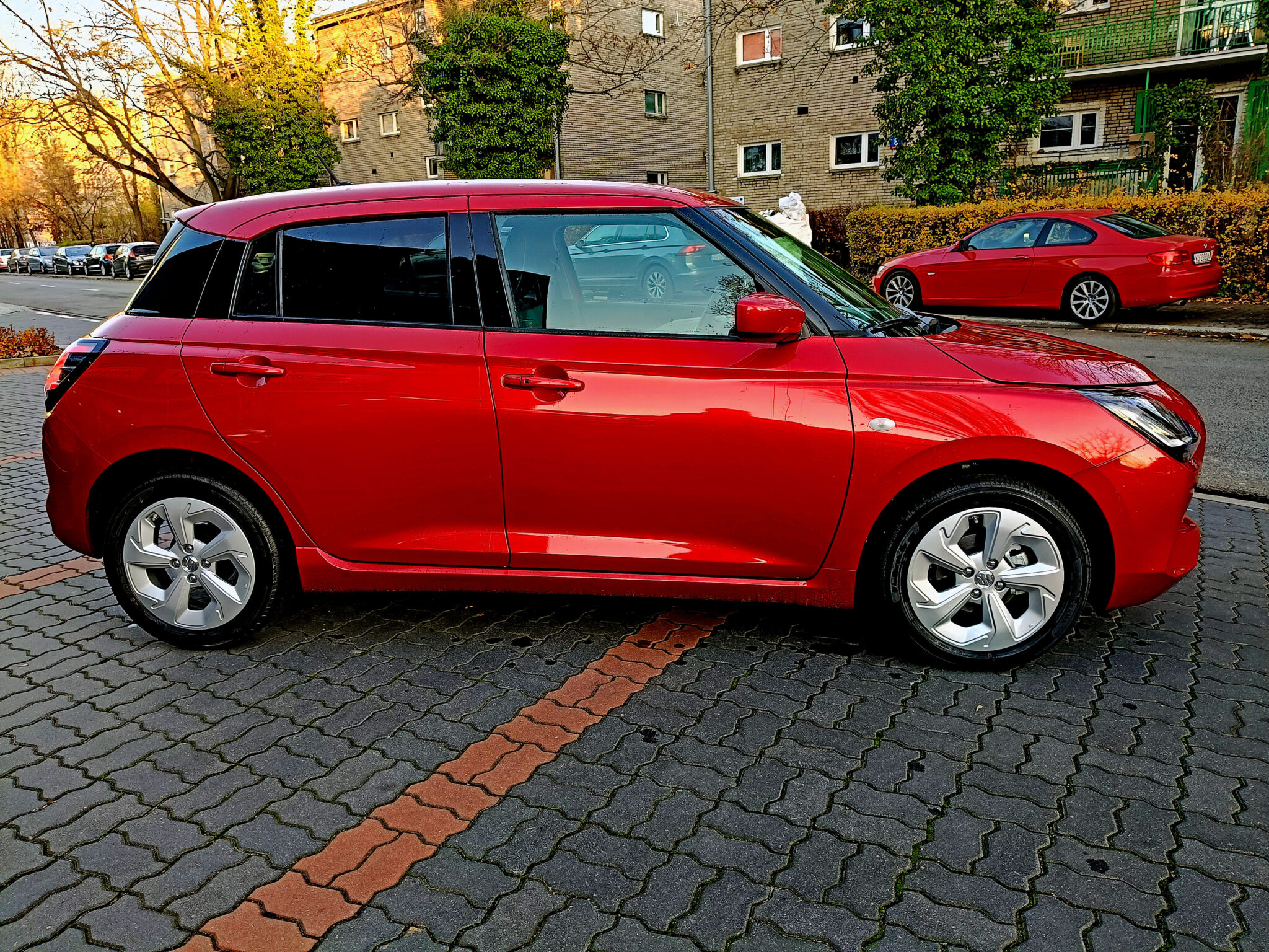 SUZUKI SWIFT MILD HYBRID 1.2 MT PREMIUM PLUS 2025