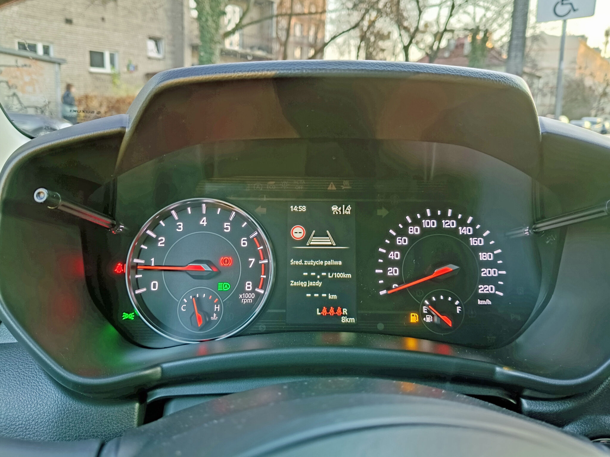 SUZUKI SWIFT MILD HYBRID 1.2 MT PREMIUM PLUS 2025