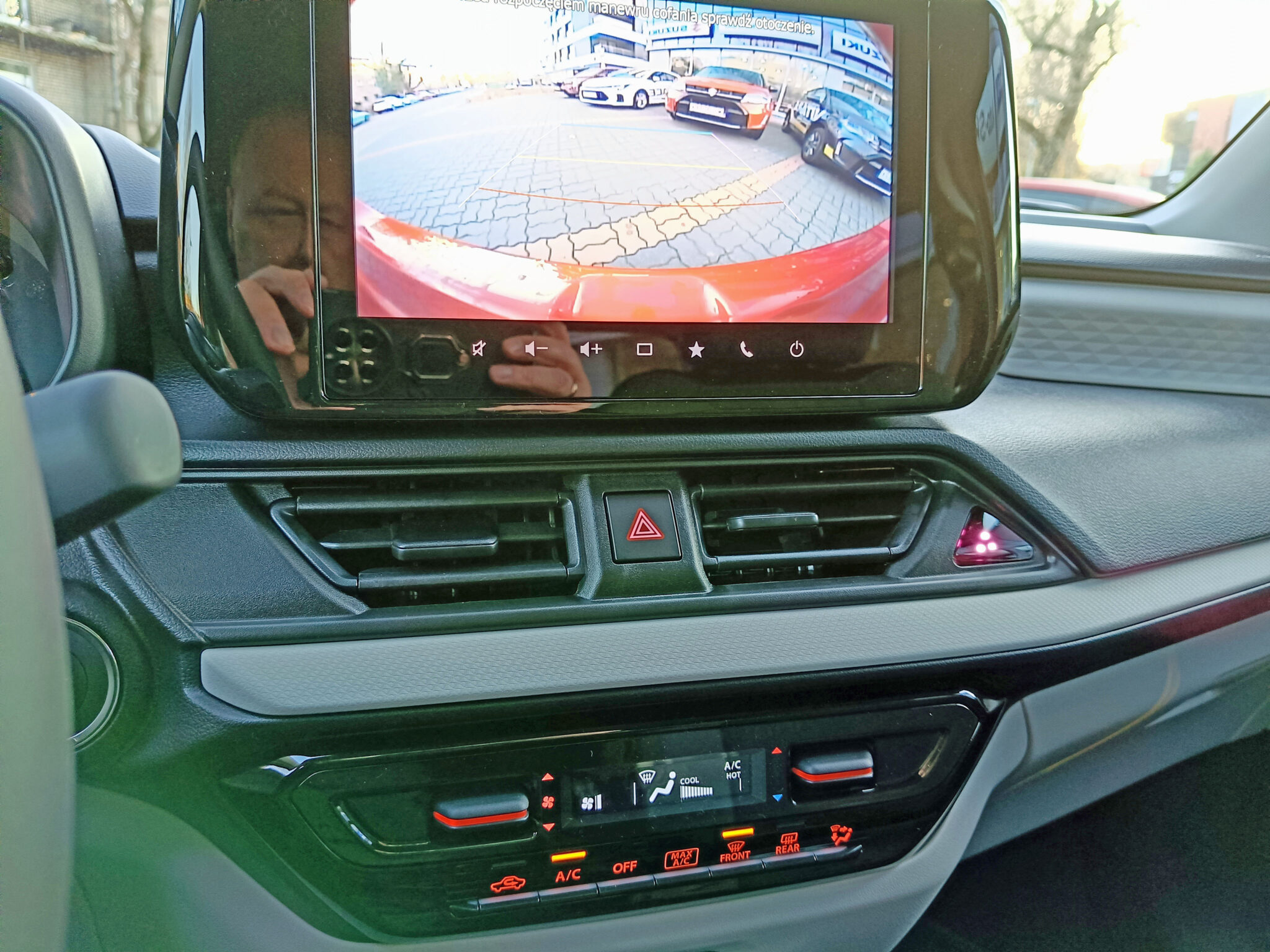 SUZUKI SWIFT MILD HYBRID 1.2 MT PREMIUM PLUS 2025