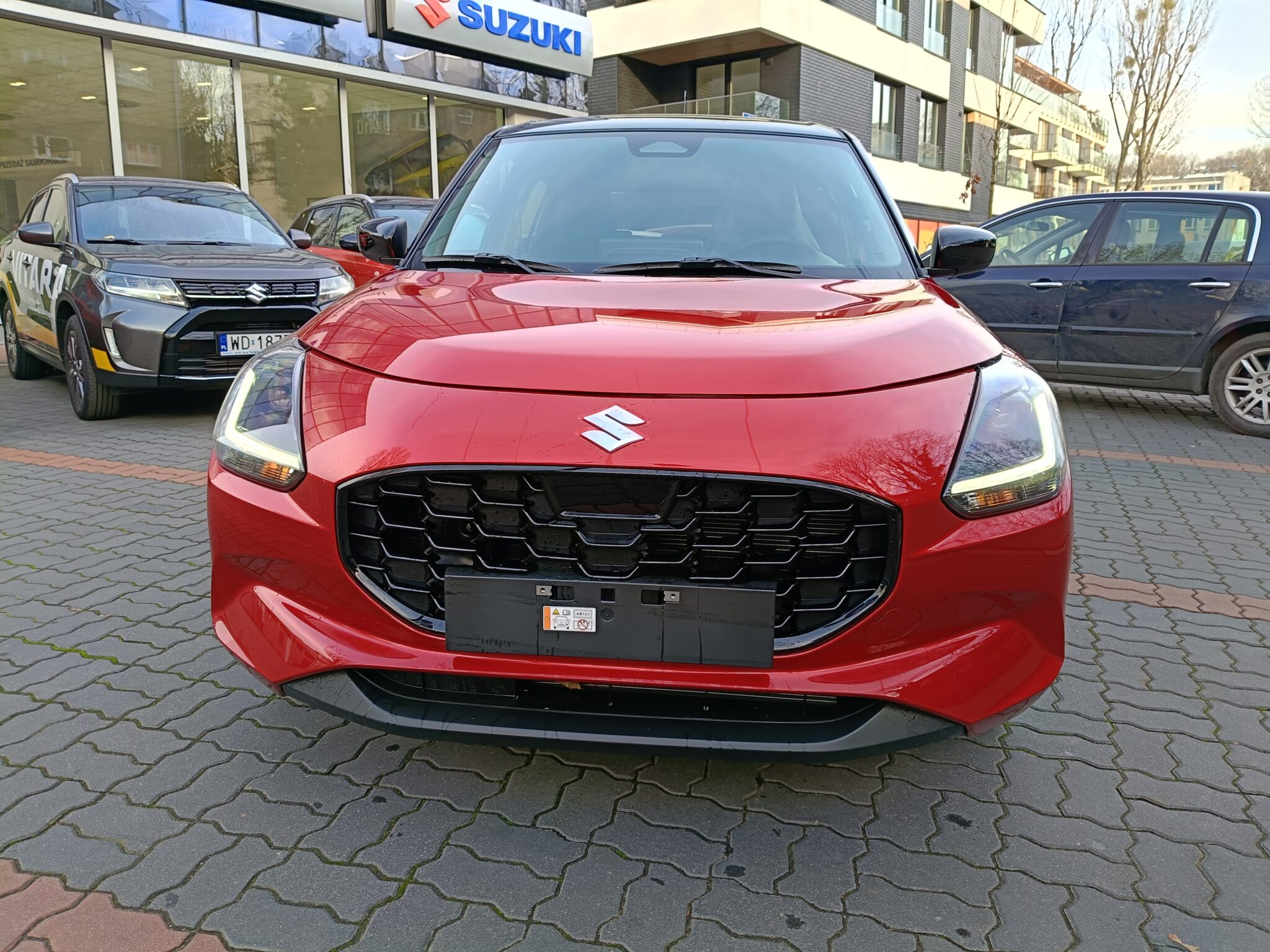 SUZUKI SWIFT MILD HYBRID 1.2 MT PREMIUM PLUS 2025