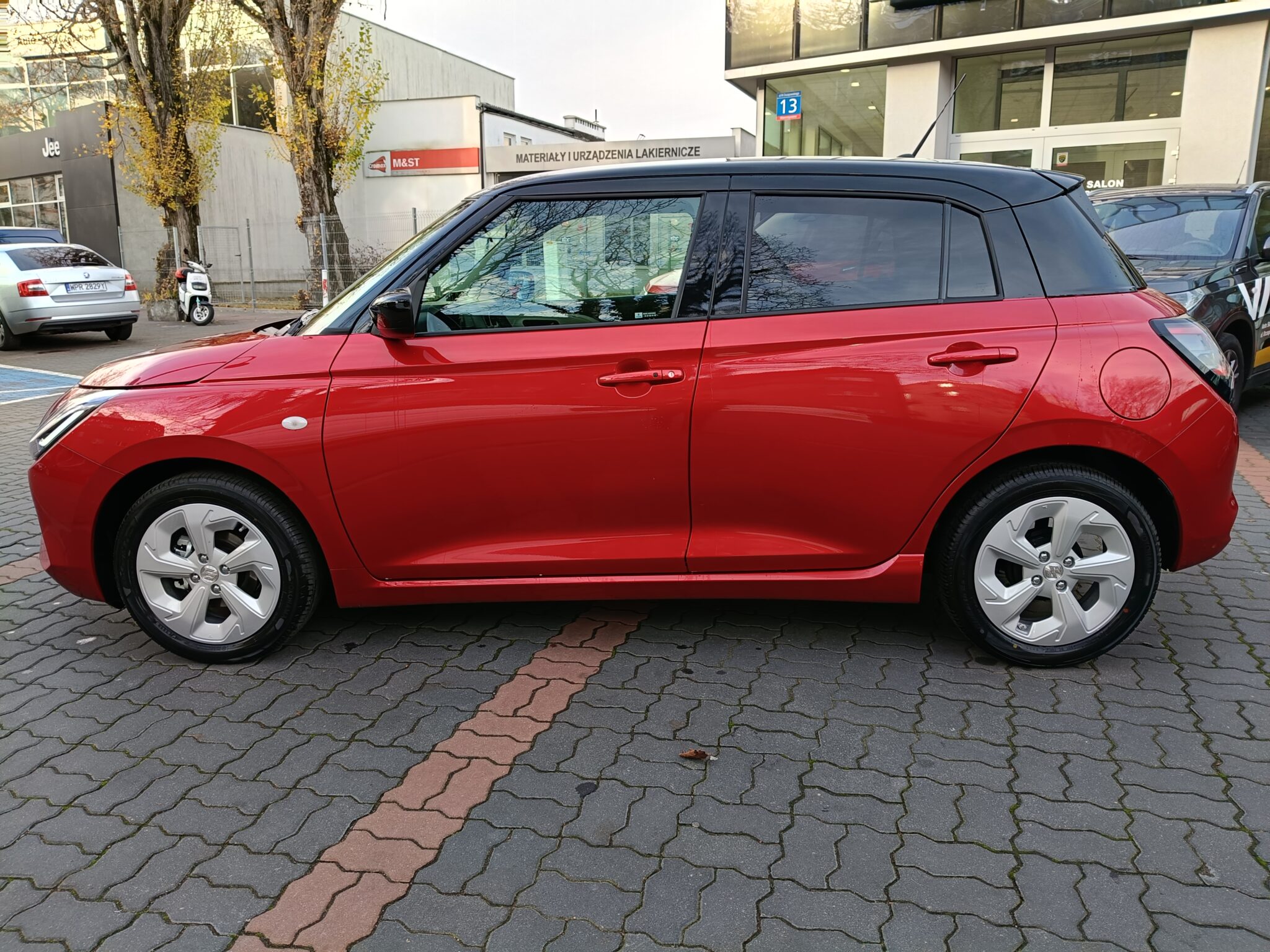 SUZUKI SWIFT MILD HYBRID 1.2 MT PREMIUM PLUS 2025