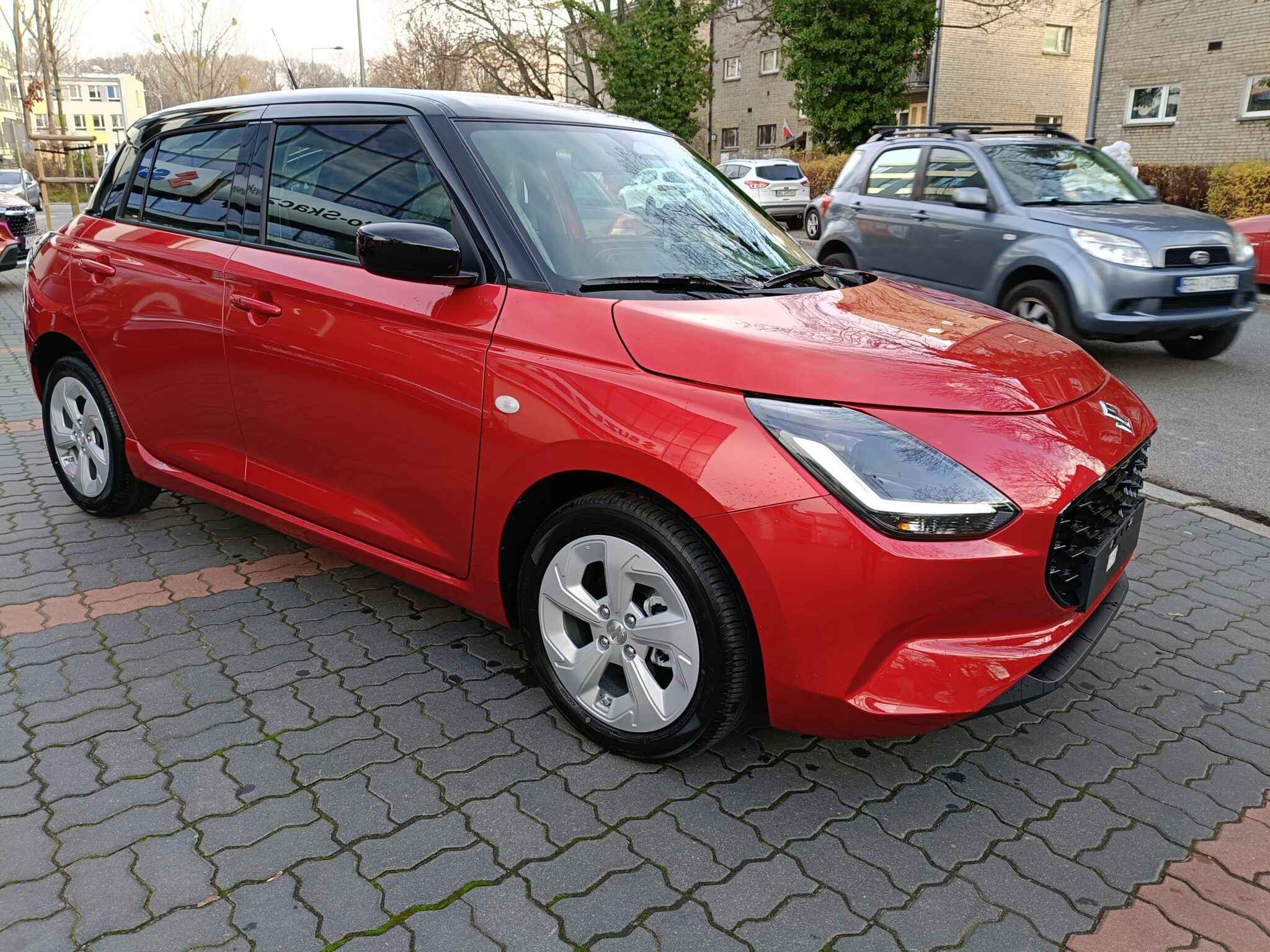 SUZUKI SWIFT MILD HYBRID 1.2 MT PREMIUM PLUS 2025