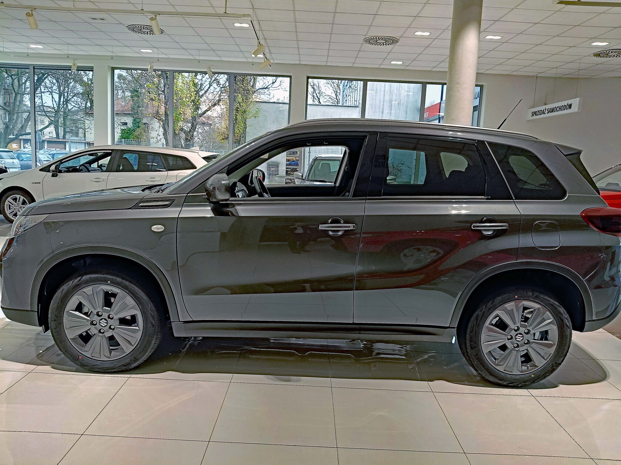 SUZUKI VITARA 1.4 Mild Hybrid 2WD 6AT Premium Plus 110KM 2025