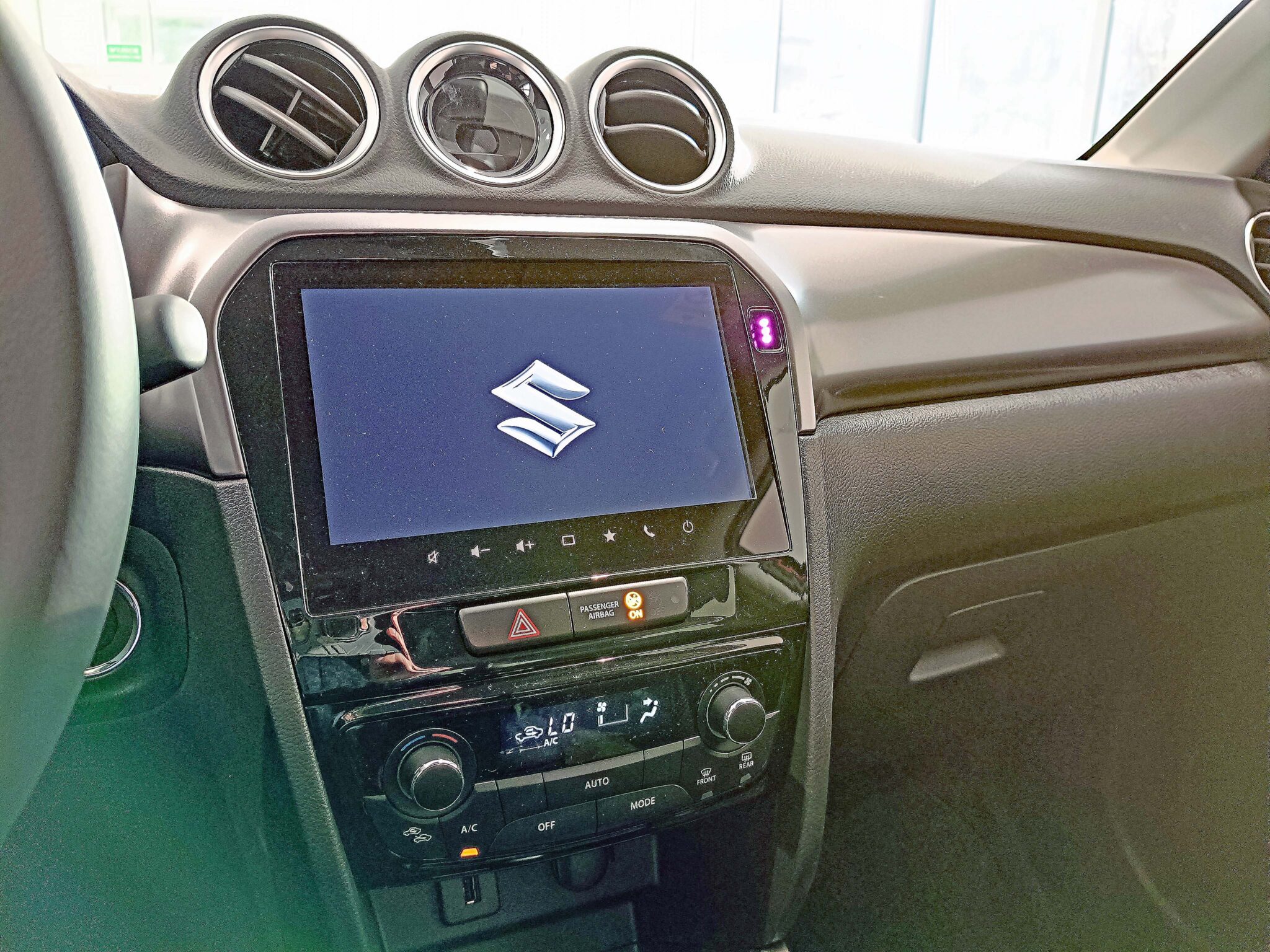 SUZUKI VITARA 1.4 Mild Hybrid 2WD 6AT Premium Plus 110KM 2025