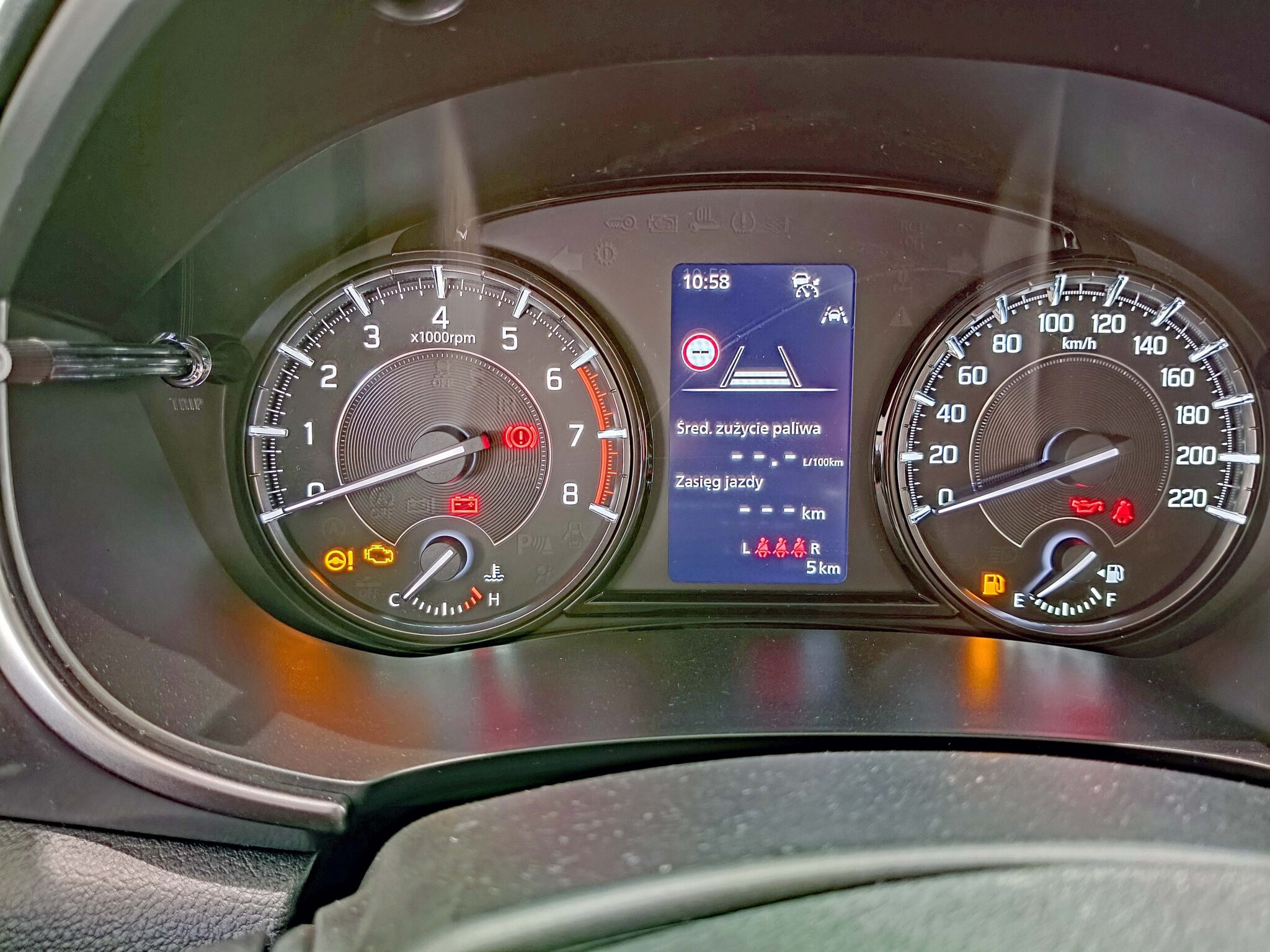 SUZUKI VITARA 1.4 Mild Hybrid 110KM 2WD 6AT Premium Plus