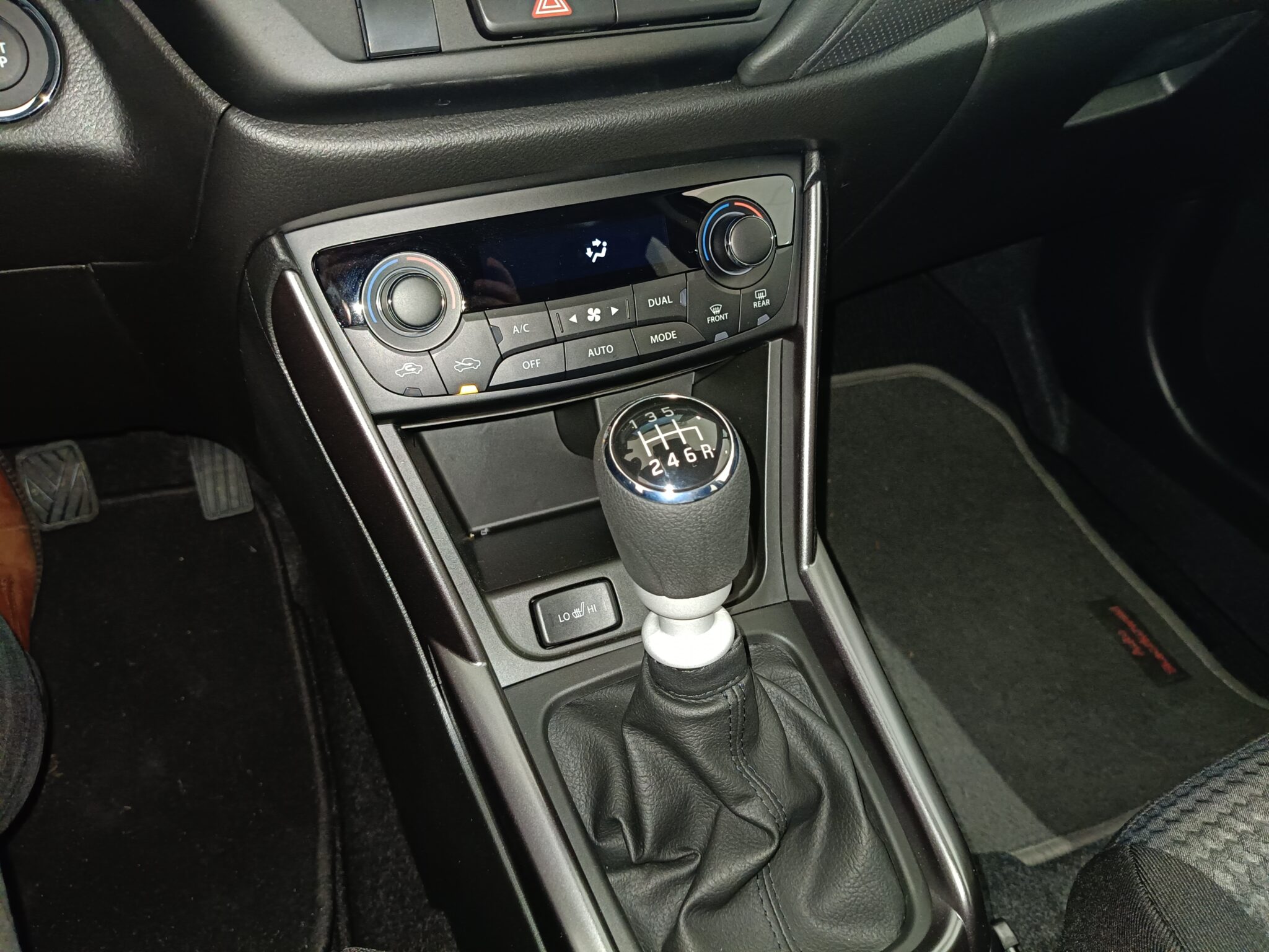 SUZUKI S-CROSS 1.4 BoosterJet mild Hybrid 2WD 129KM 6MT Premium Plus 2025