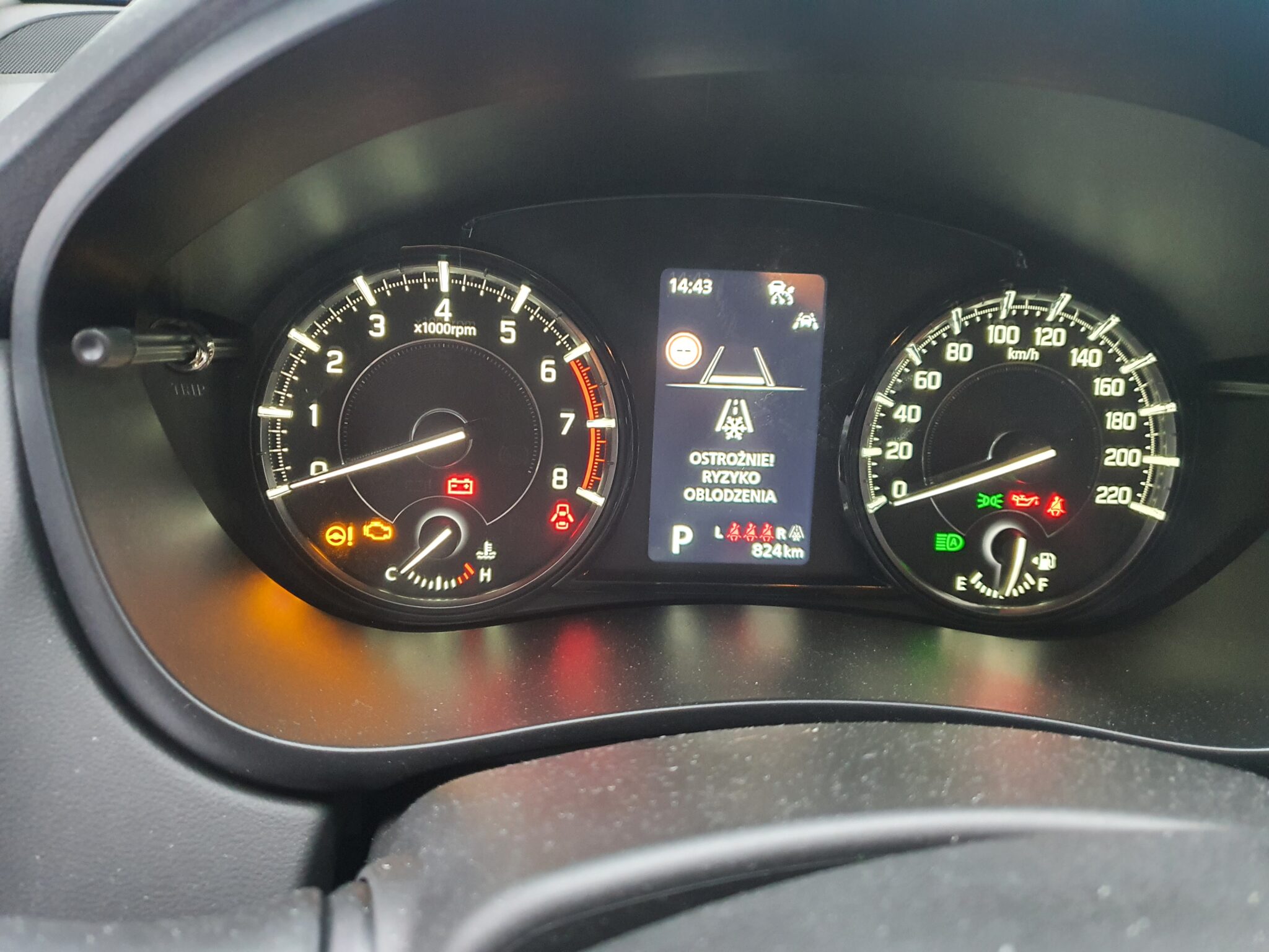 SUZUKI S-CROSS 1.4 2WD 6AT PREMIUM PLUS DEMO 2025